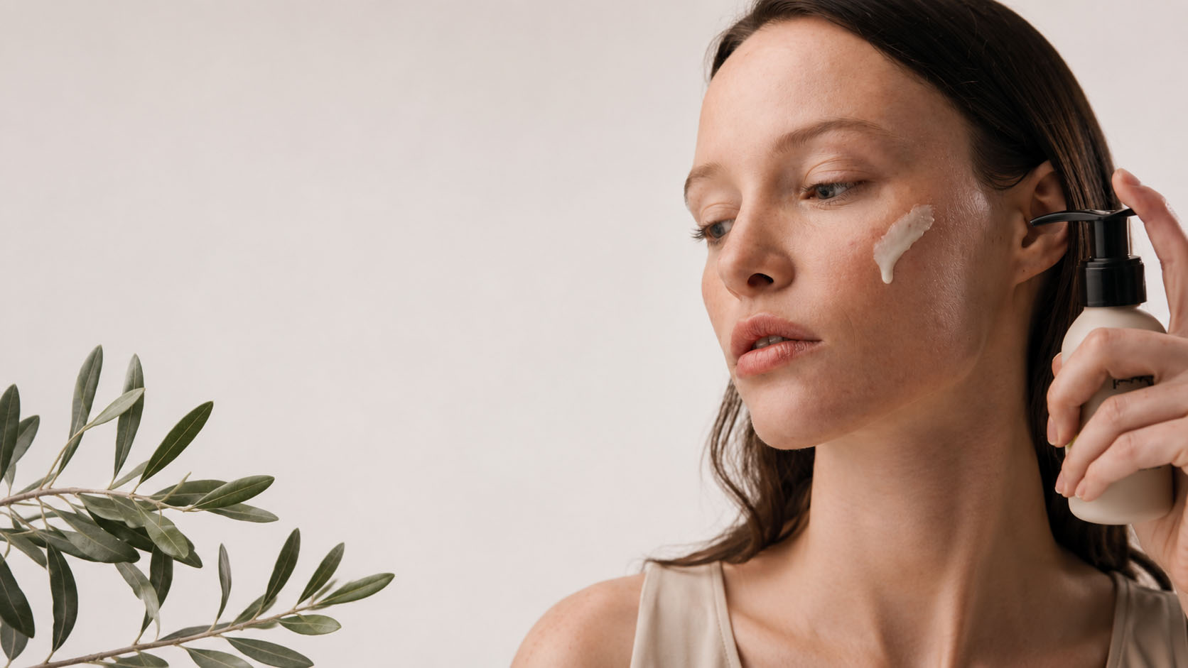 Comment bien hydrater sa peau naturellement ?